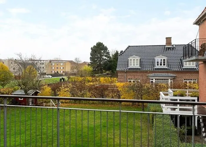 Taet Ved Strand, Metro Og Lufthavnen * Copenhagen